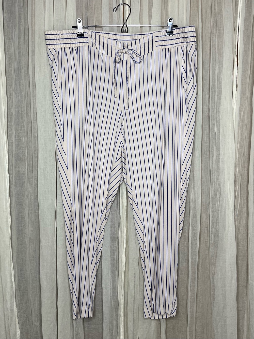 Torrid Striped High Rise Tapered Challis Pants - Picture 2 of 5